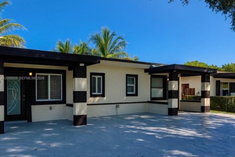 House in Miami, Florida 2 bedrooms, 149.02 sq.m. № 2067368