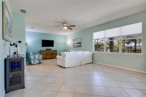 Villa ou maison à vendre à Punta Gorda, Floride: 4 chambres, 293.48 m2 № 2149545 - photo 25
