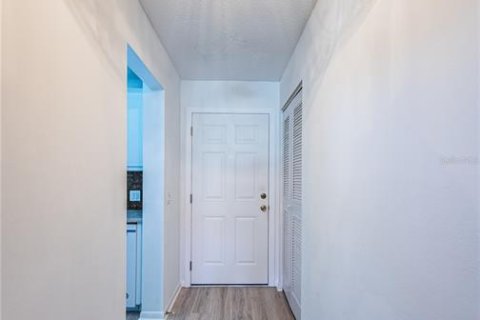 Condominio en venta en Gulfport, Florida, 2 dormitorios, 116.13 m2 № 1584456 - foto 25