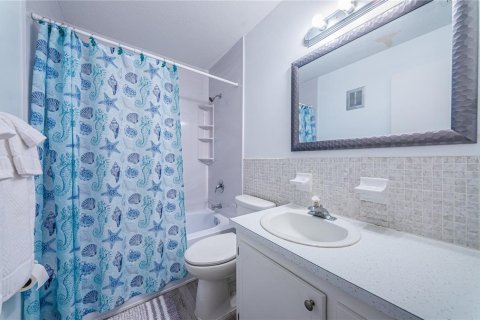Condominio en venta en Gulfport, Florida, 2 dormitorios, 116.13 m2 № 1584456 - foto 22