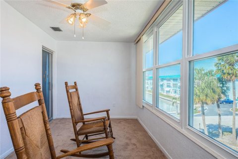 Condominio en venta en Gulfport, Florida, 2 dormitorios, 116.13 m2 № 1584456 - foto 13