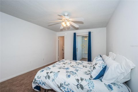 Condominio en venta en Gulfport, Florida, 2 dormitorios, 116.13 m2 № 1584456 - foto 17