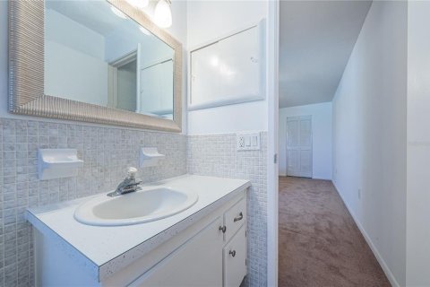 Condominio en venta en Gulfport, Florida, 2 dormitorios, 116.13 m2 № 1584456 - foto 20