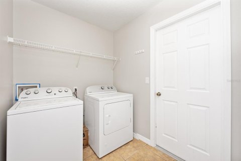 Casa en venta en Leesburg, Florida, 3 dormitorios, 176.98 m2 № 1873826 - foto 18