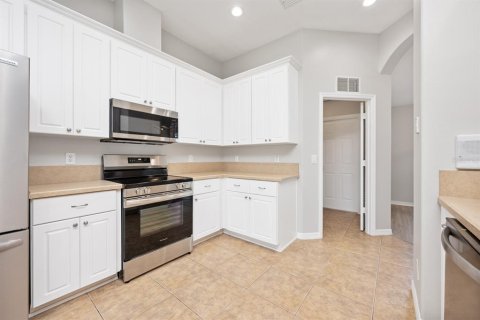 Casa en venta en Leesburg, Florida, 3 dormitorios, 176.98 m2 № 1873826 - foto 6