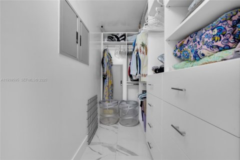 Купить виллу или дом в Мирамар, Флорида 3 спальни, 109.44м2, № 1996990 - фото 24