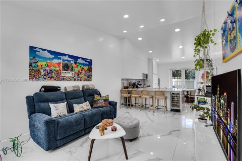 Купить виллу или дом в Мирамар, Флорида 3 спальни, 109.44м2, № 1996990 - фото 6