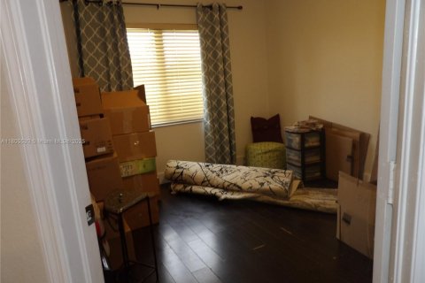 Casa en venta en Miami, Florida, 4 dormitorios, 158.86 m2 № 1766417 - foto 15