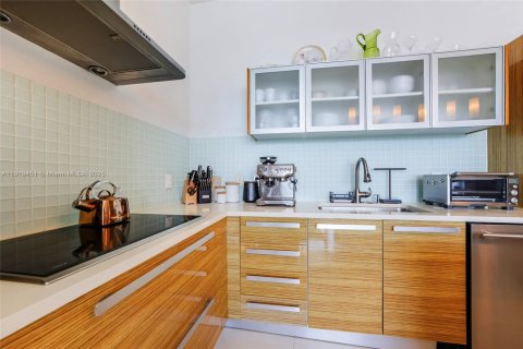 Condominio en venta en Miami, Florida, 2 dormitorios, 105.44 m2 № 2018216 - foto 17