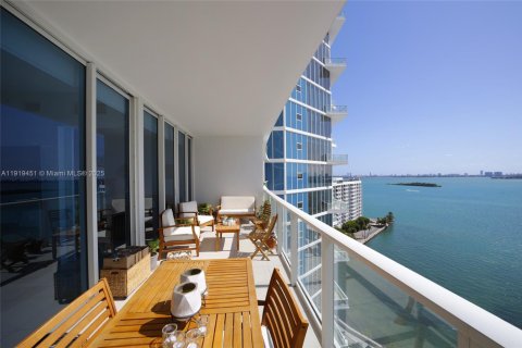 Condominio en venta en Miami, Florida, 2 dormitorios, 105.44 m2 № 2018216 - foto 5
