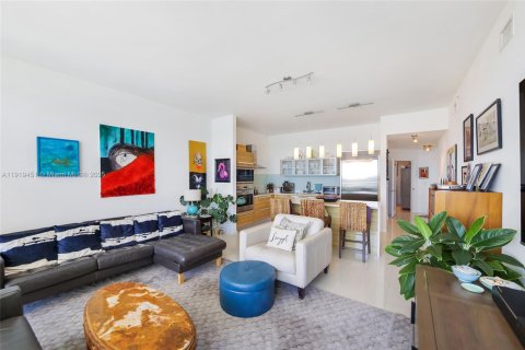 Condominio en venta en Miami, Florida, 2 dormitorios, 105.44 m2 № 2018216 - foto 14