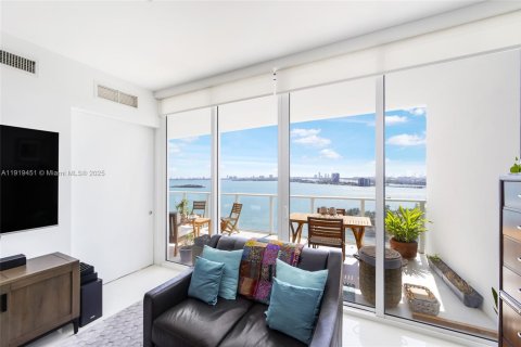 Condominio en venta en Miami, Florida, 2 dormitorios, 105.44 m2 № 2018216 - foto 9