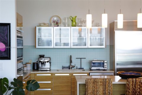 Condominio en venta en Miami, Florida, 2 dormitorios, 105.44 m2 № 2018216 - foto 18