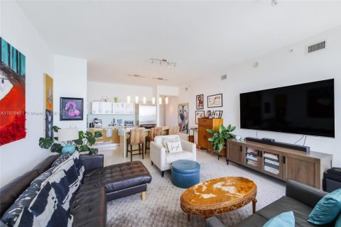 Condominio en venta en Miami, Florida, 2 dormitorios, 105.44 m2 № 2018216 - foto 15