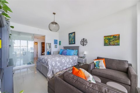 Condominio en venta en Miami, Florida, 2 dormitorios, 105.44 m2 № 2018216 - foto 25