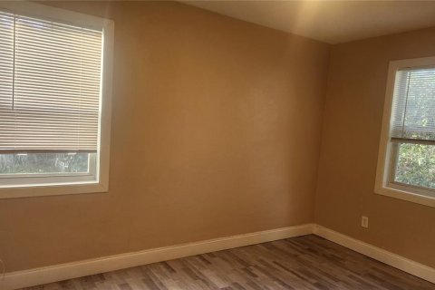Villa ou maison à vendre à Daytona Beach, Floride: 4 chambres, 100.33 m2 № 2415447 - photo 9
