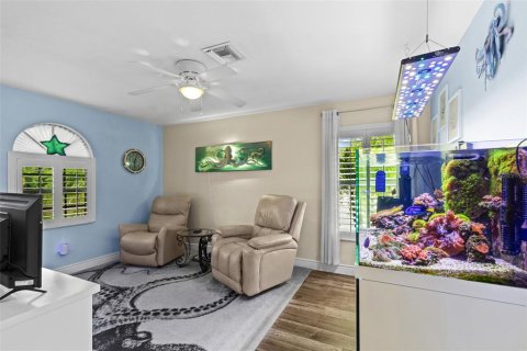 Villa ou maison à vendre à Cape Coral, Floride: 3 chambres, 193.42 m2 № 2361418 - photo 13