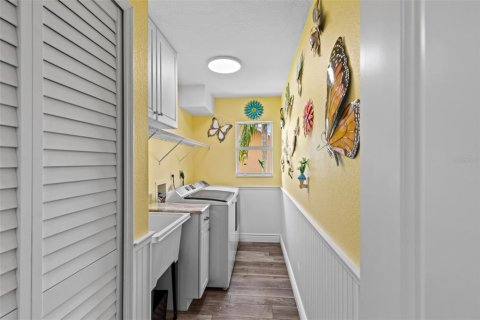 Villa ou maison à vendre à Cape Coral, Floride: 3 chambres, 193.42 m2 № 2361418 - photo 22