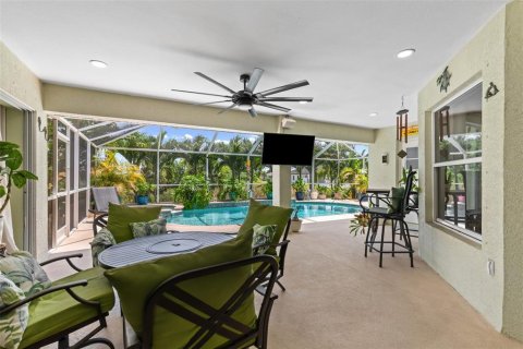 Villa ou maison à vendre à Cape Coral, Floride: 3 chambres, 193.42 m2 № 2361418 - photo 25