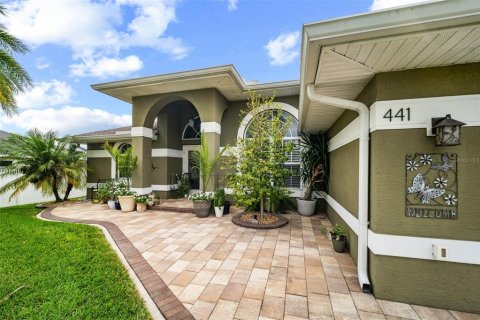 Villa ou maison à vendre à Cape Coral, Floride: 3 chambres, 193.42 m2 № 2361418 - photo 4