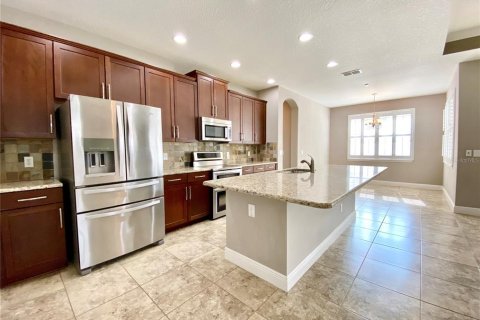Villa ou maison à louer à Windermere, Floride: 3 chambres, 205.69 m2 № 2430338 - photo 3