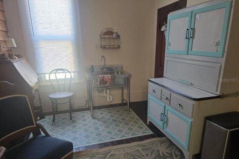 House in Crescent City, Florida 2 bedrooms, 195.09 sq.m. № 2403715 - photo 11