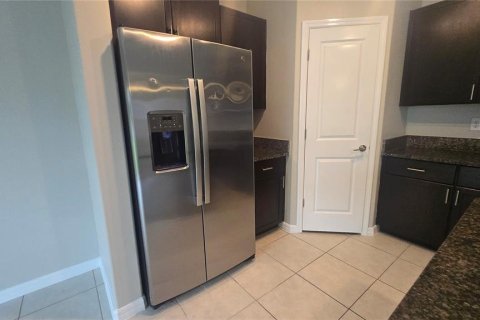 Casa en alquiler en Riverview, Florida, 4 dormitorios, 177.81 m2 № 1847284 - foto 8