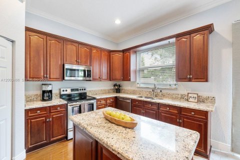 House in Delray Beach, Florida 4 bedrooms, 227.98 sq.m. № 2068856 - photo 23