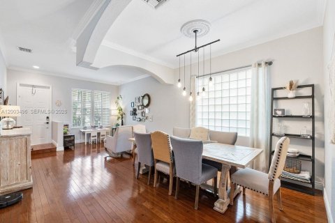 House in Delray Beach, Florida 4 bedrooms, 227.98 sq.m. № 2068856 - photo 5