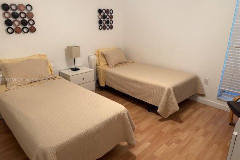 Copropriété à vendre à Sunny Isles Beach, Floride: 2 chambres, 123.56 m2 № 1978295 - photo 19