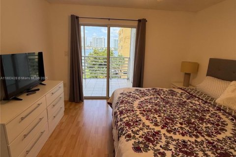 Copropriété à vendre à Sunny Isles Beach, Floride: 2 chambres, 123.56 m2 № 1978295 - photo 15