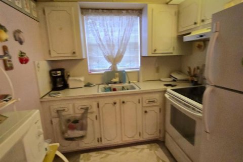 Condo in Deerfield Beach, Florida, 1 bedroom  № 2154019 - photo 7