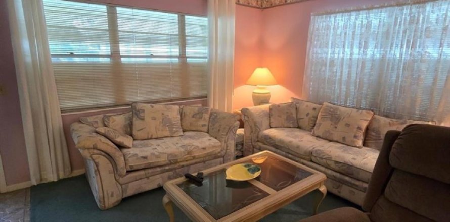 Condo in Deerfield Beach, Florida, 1 bedroom  № 2154019
