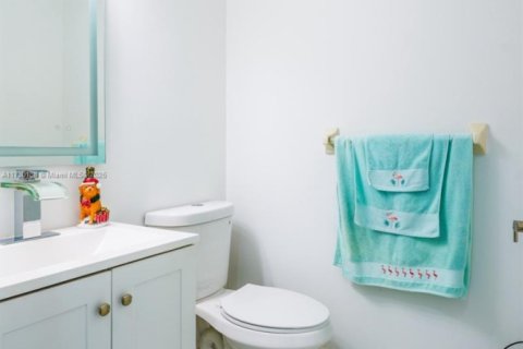 Townhouse in West Palm Beach, Florida 3 bedrooms, 121.05 sq.m. № 1925619 - photo 2