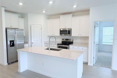 House in Ocala, Florida 3 bedrooms, 143.81 sq.m. № 1893643 - photo 5