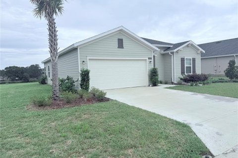 House in Ocala, Florida 3 bedrooms, 143.81 sq.m. № 1893643 - photo 2