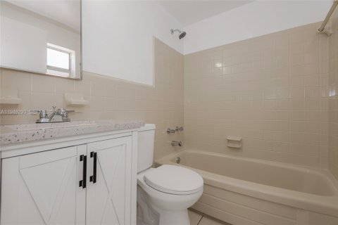 Купить кондоминиум в Майами-Бич, Флорида 34.37м2, № 2004335 - фото 19