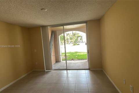 Copropriété à louer à Miramar, Floride: 1 chambre, 61.78 m2 № 1887312 - photo 4
