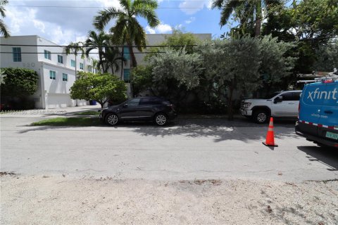 Villa ou maison à louer à Fort Lauderdale, Floride: 1 chambre, 57.6 m2 № 1992442 - photo 22