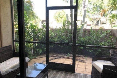 Condo in Boynton Beach, Florida, 2 bedrooms  № 2401226 - photo 7