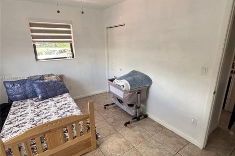 Casa en venta en Cutler Bay, Florida, 4 dormitorios, 202.16 m2 № 1874843 - foto 15