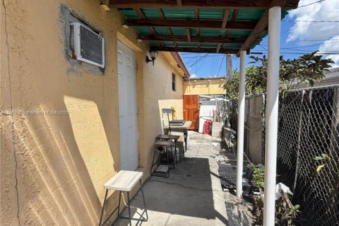 Casa en venta en Cutler Bay, Florida, 4 dormitorios, 202.16 m2 № 1874843 - foto 28