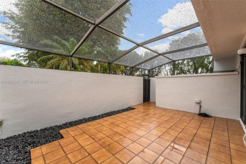 Купить таунхаус в Майами, Флорида 3 спальни, 197.14м2, № 2007384 - фото 20