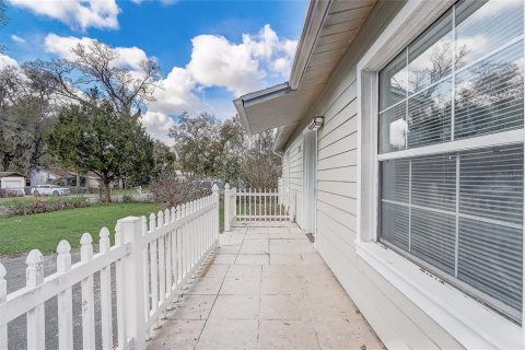 House in Ocala, Florida 3 bedrooms, 162.02 sq.m. № 2220621 - photo 6