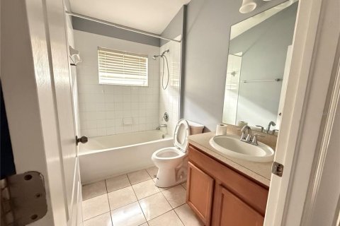 Casa en alquiler en Ruskin, Florida, 4 dormitorios, 175.21 m2 № 1909461 - foto 6