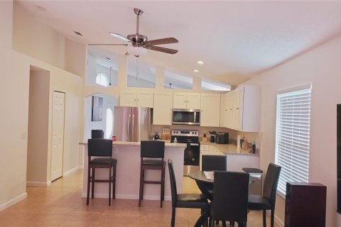 Casa en alquiler en Kissimmee, Florida, 4 dormitorios, 171.13 m2 № 2150199 - foto 24