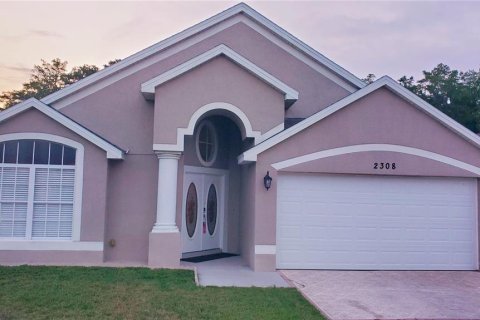 Casa en Kissimmee, Florida 4 dormitorios, 171.13 m2 № 2150199
