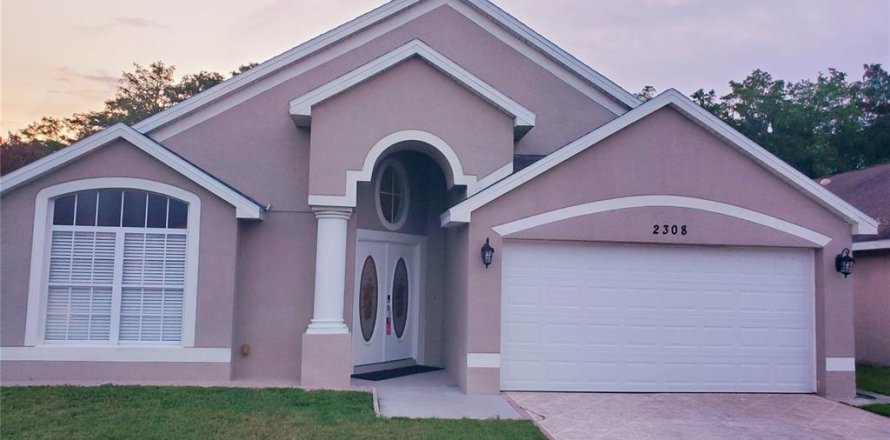 Casa en Kissimmee, Florida 4 dormitorios, 171.13 m2 № 2150199