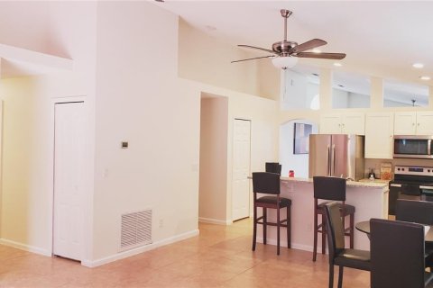 Casa en alquiler en Kissimmee, Florida, 4 dormitorios, 171.13 m2 № 2150199 - foto 23