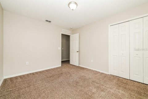 House in Riverview, Florida 4 bedrooms, 178.93 sq.m. № 2379077 - photo 15